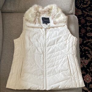 Talbots Cream Quilted Vest with Faux Fur Collar